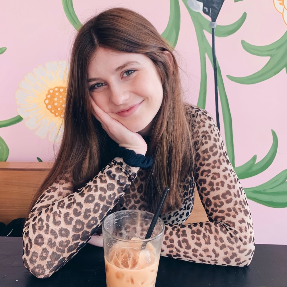 Meet your Posher, Makena